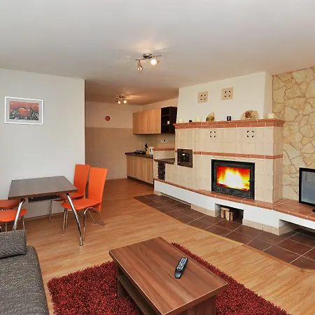 Aplend Beatrice Appartement