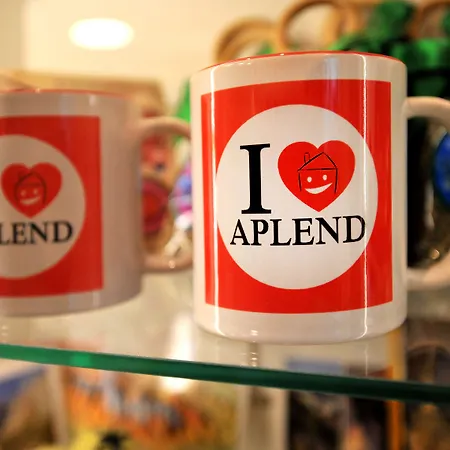 Aplend Beatrice *